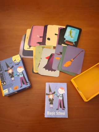 Magic School Djeco Juego de Memoria