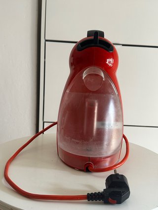 Cafetera DeLonghi Dolce Gusto Roja