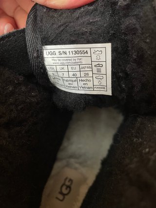 Botas UGG Neumel Plataforma Negras