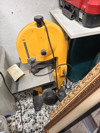 Sierra de cinta Powerplus POWX180