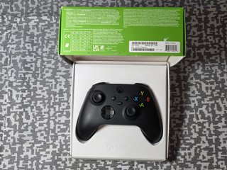 Mando Xbox Series X|S Carbon Black