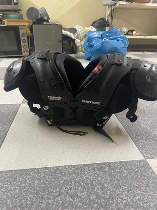 Coraza Fútbol Americano Barnett Mark II Talla S