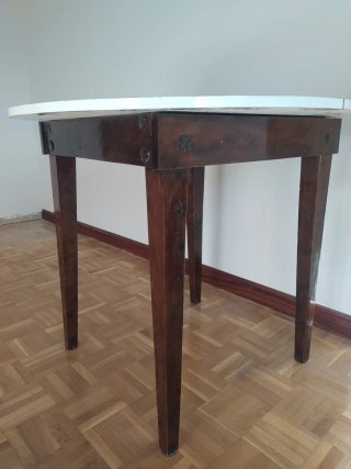 Mesa extensible de madera