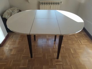 Mesa extensible de madera