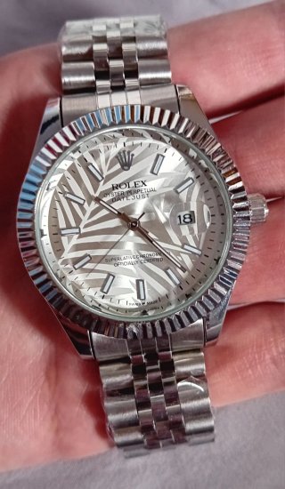 Reloj Plateado