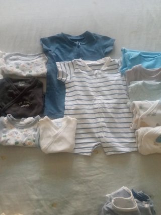 Lote Ropa Bebé Niña/Niño (Bodys)