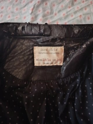 Cazadora motera Zara negra