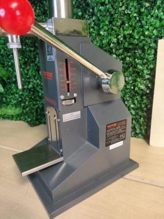 Máquina Llenadora líquidos / pastas