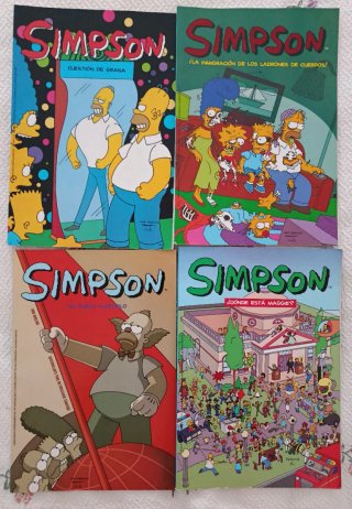 Colección de cuatro cómics "The Simpson"