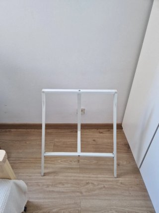 Caballetes blancos