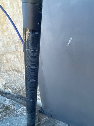 Patinete Eléctrico Negro con Cargador