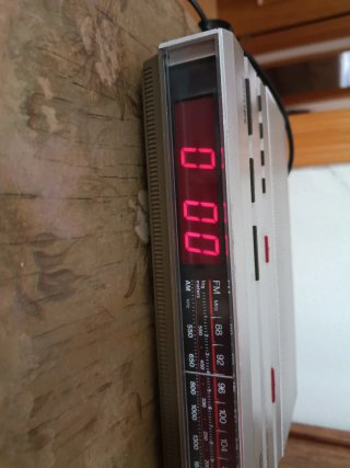 Radio Reloj Despertador Philips D3130