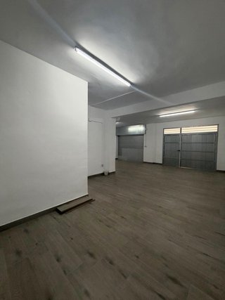 Se alquila cuartelillo o bien para almacen,oficina