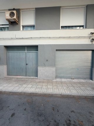 Se alquila cuartelillo o bien para almacen,oficina