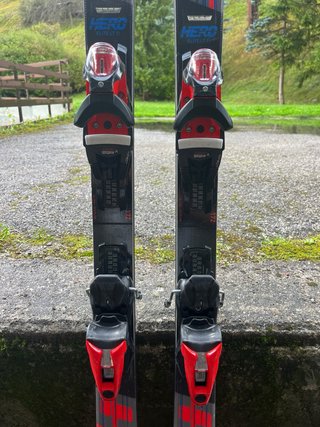 Sci Rossignol Hero LT 172cm Titanal 2026