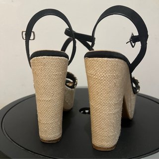 Sandalias de cuña con plataforma