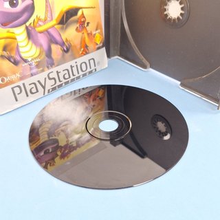 Spyro 2: Gateway to Glimmer PS1 Platinum