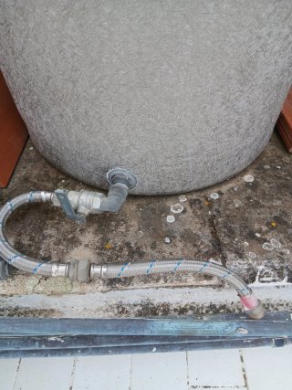 Depósito AGUA poliéster REMOSA DC 300L