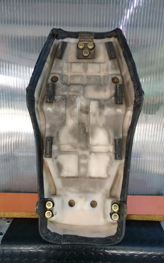 Asiento Suzuki GN 250cc