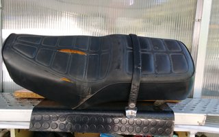 Asiento Suzuki GN 250cc
