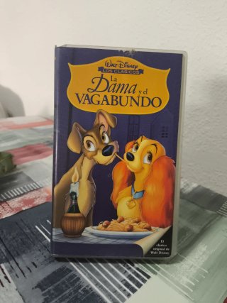 La Dama y el Vagabundo VHS Disney Clásicos