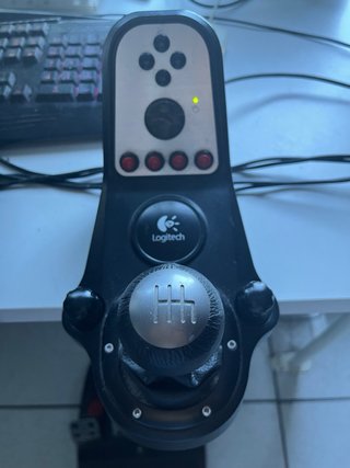 Logitech g27 simulador Volante Pedalera Y Cambio