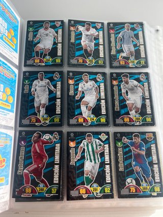 PRECIO NEGOCIABLE Cromos Fútbol Adrenalyn 2018