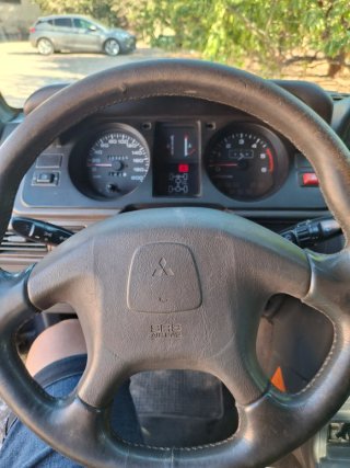 Mitsubishi Montero 1999