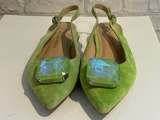 Zapatos Alma en Pena slingback joya T37