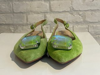 Zapatos Alma en Pena slingback joya T37