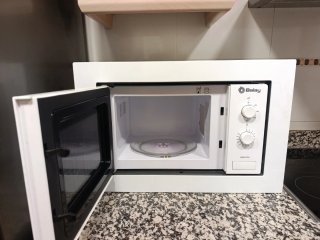 Microondas Balay Blanco empotrable en mueble
