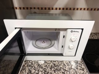 Microondas Balay Blanco empotrable en mueble