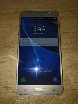 Samsung Galaxy J7 Oro/Argento - Scopri le informazioni
