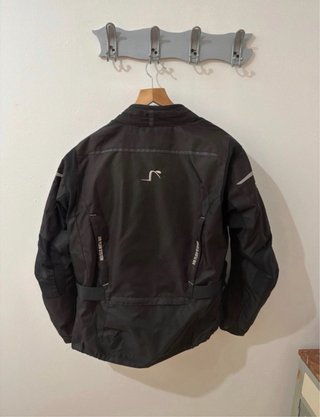 Chaqueta de motorista negra