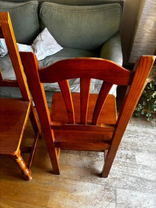 2 Sillas de Comedor de Madera