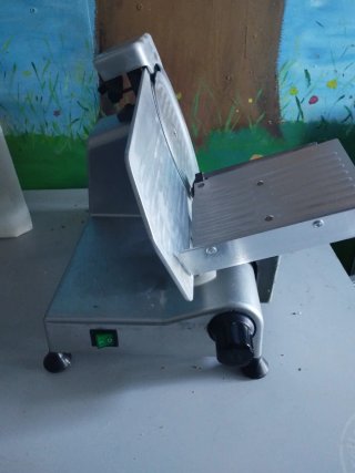 Cortadora de fiambre profesional