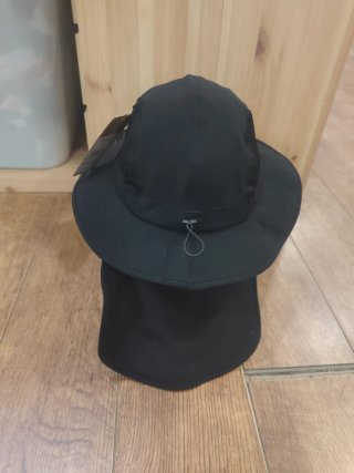 Sombrero Oxbow S/M y  L/XL playa negro