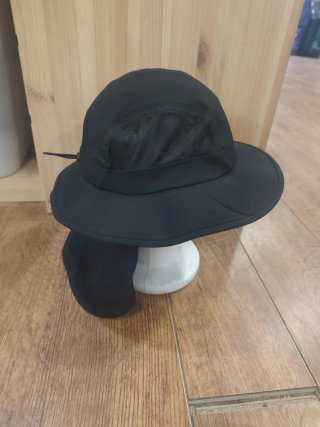 Sombrero Oxbow S/M y  L/XL playa negro