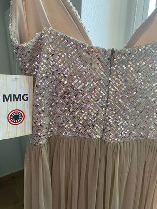 Vestido largo beige con lentejuelas