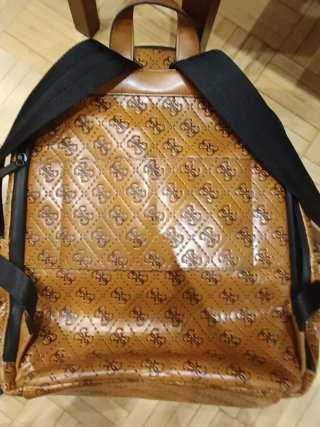 Mochila Guess Marrón Monogram