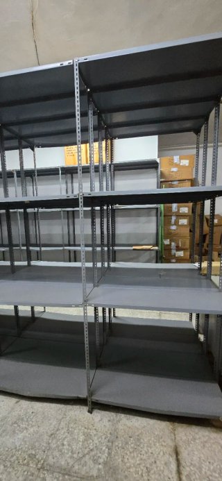 Estanterías metálicas galvanizadas