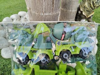 Coche de dinosaurio desmontable