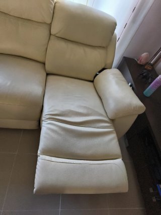 Sofá eléctrico abatible beige