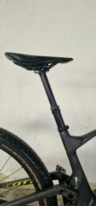 Bicicleta Scott Spark Team Issue