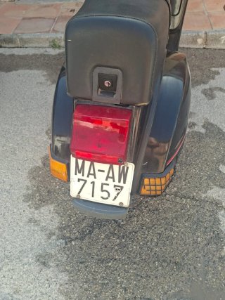 Vespa TX125 Negra