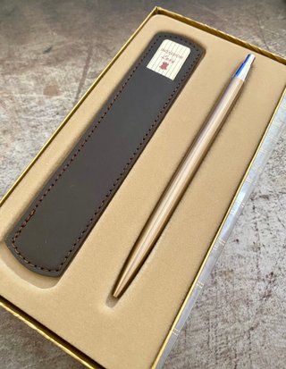 Raro Boligrafo Inoxcrom Lady dorado, nuevo + funda