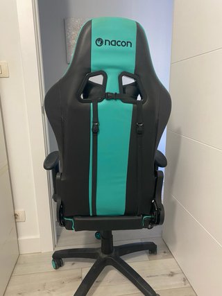 Silla Gaming Nacon Negra y Turquesa