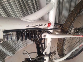 Bicicleta de montaña para reparar