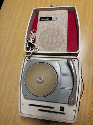 Tocadiscos Dual Duetto 77 Años 60