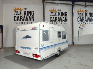 Caravana Adria Adora 392 4 plazas Aire A impecable